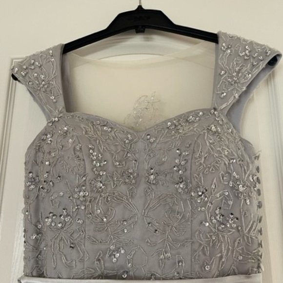 3 silver grey bridesmaid dresses small/medium tulle over satin skirt - Picture 6 of 6